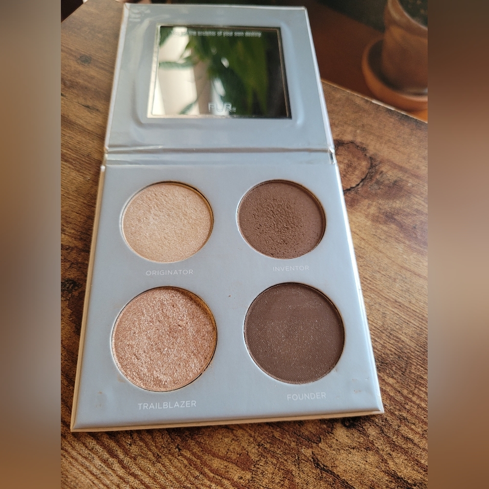 Pur Sculptor highlight and contour palette